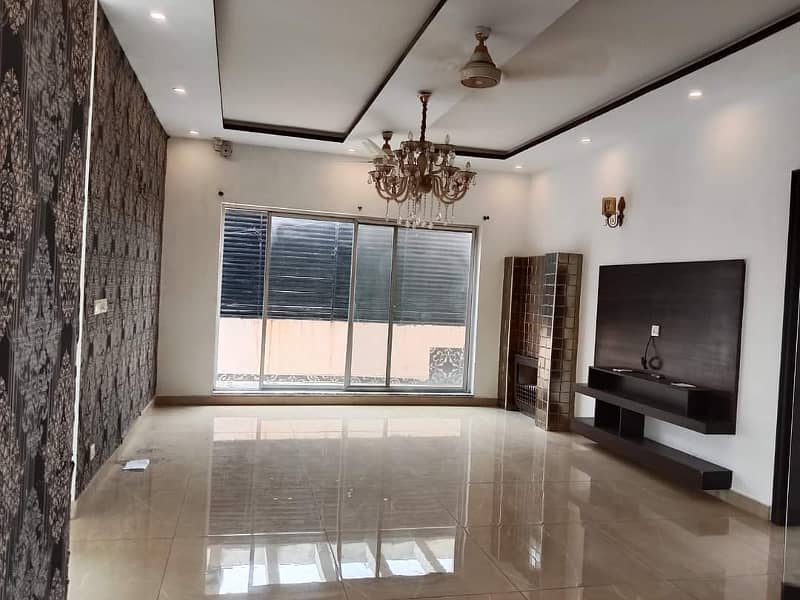 Brand new 1 Kanal Beautifully Designed Modern upper portion for Rent in DHA Phase 8 Ex Air Avenue 8