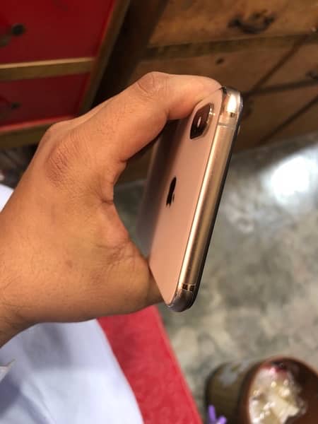 I phone xs max Golden 2