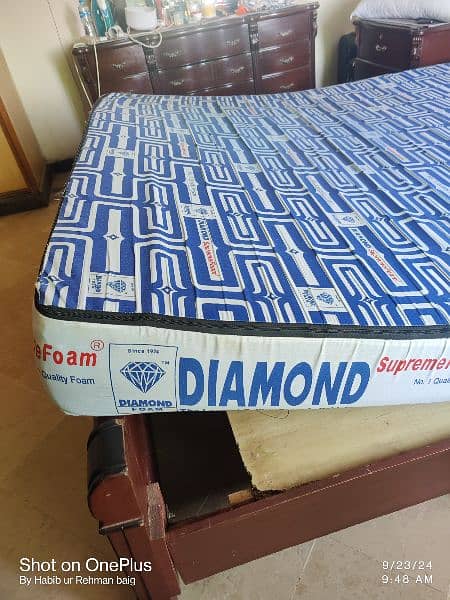 03435282202 :diamond supreme fome 72×78 - 8 inch  very good condition 1