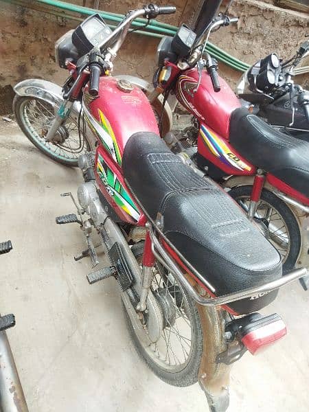 CD 70 Bike for sale 2010 Model 6