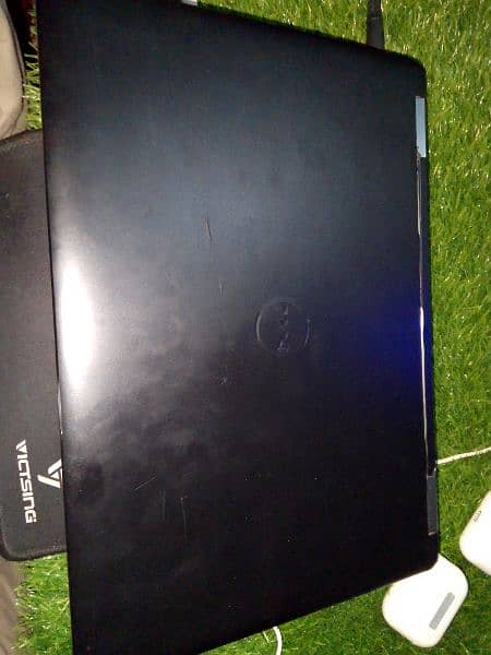 Dell laptop core i5 generation 4  8gb ddr3 ram  SSD 128gb 10/10 2