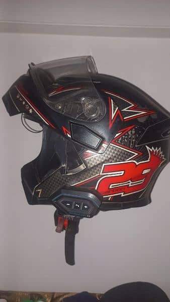 Vector Flip-up Helmet with Bluetooth mic and speaker 2