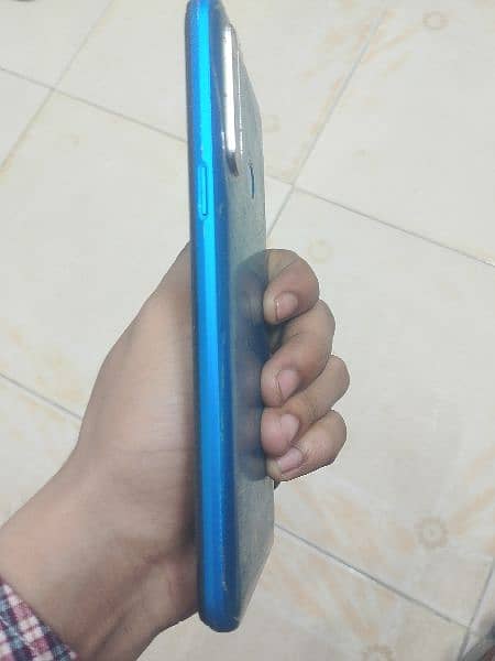 realme 2