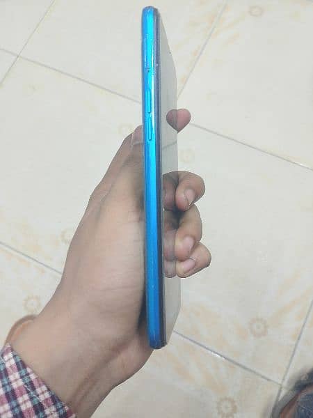 realme 3