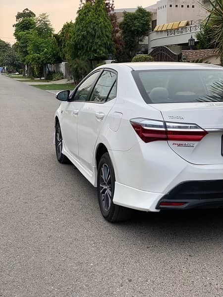 Toyota Corolla Altis 2021 3