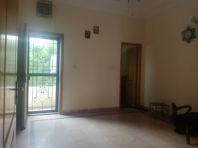 5 Marla Upar Beautiful Portion Available For Rent 4