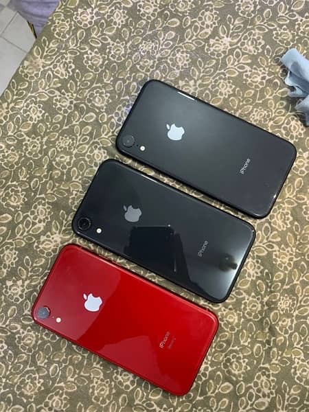 i phone xr new stock 128gb bi ha or 64gb bi ha 4