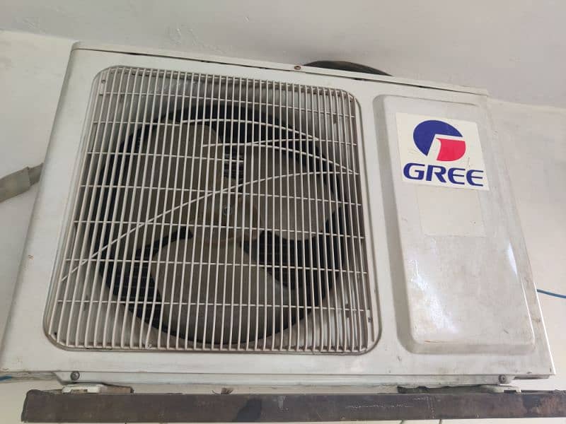 gree AC1 ten separate 03217509074 0