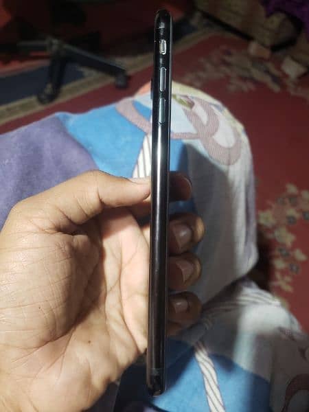 I Phone 7 Plus Official Approved Signal Issue 3