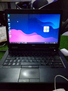 core i5 generation 4 8gb ddr3 ram SSD 128gb 10/10