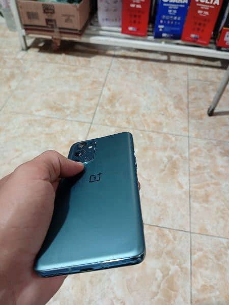 One Plus 9 pro 5 g 2