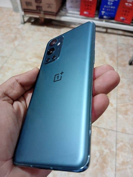 One Plus 9 pro 5 g 6