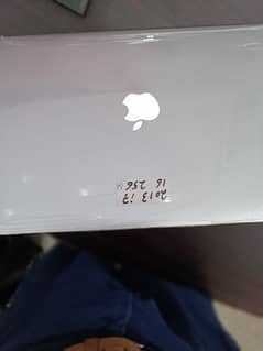 MacBook 2013 15.4 inches