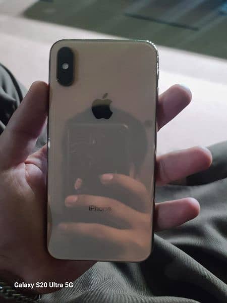 iphone xs golden 64gb 0