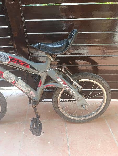 Red n Black Bicycle Size 16 for SALE 4