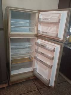 Dawlance medium size fridge body very good condition