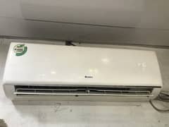 Gree split AC 1 Ton like new