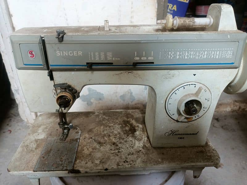 Singer machine for sale 03238840373 1