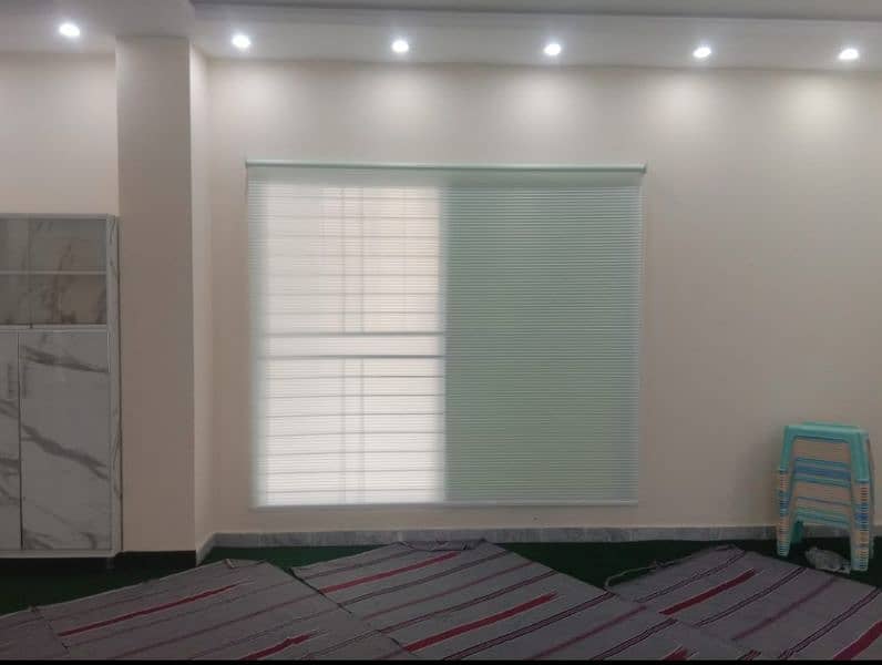 Window Blinds And curtains/ Office Wallpapers 7