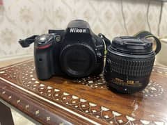 NIKON D5200