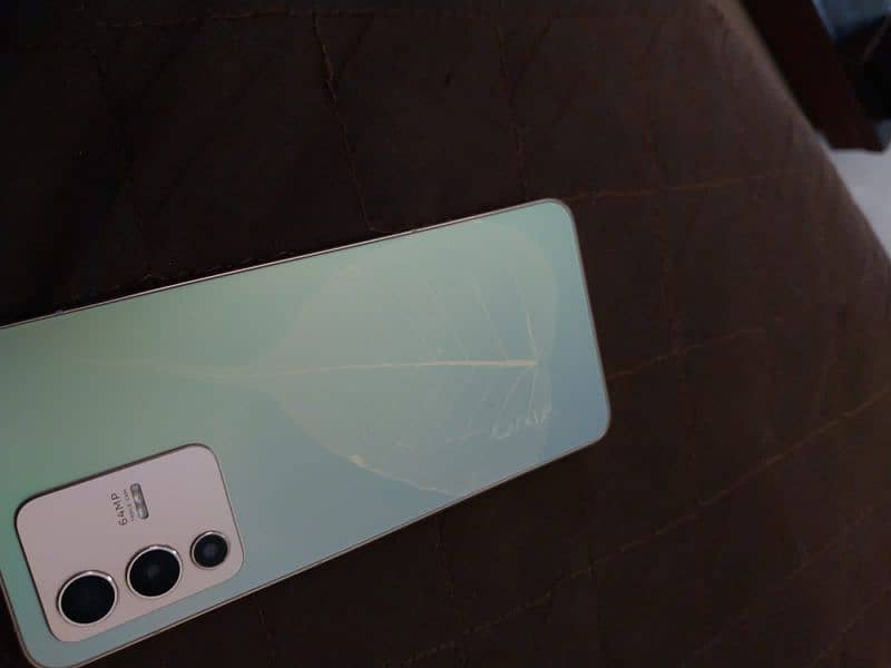 vivo v23 5G 9