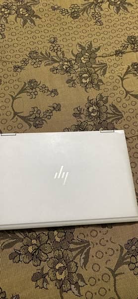 HP Elite Book x360 1040 G5 1