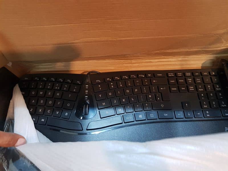 Gaming keyboards 8