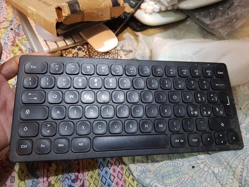 Gaming keyboards 11