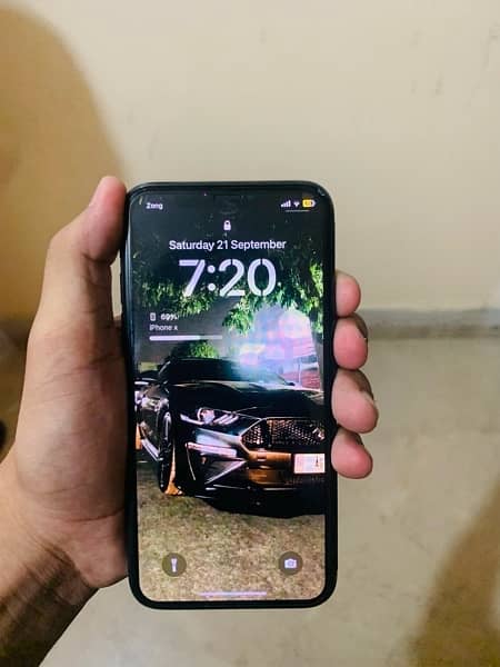 iPhone X - 256GB 1