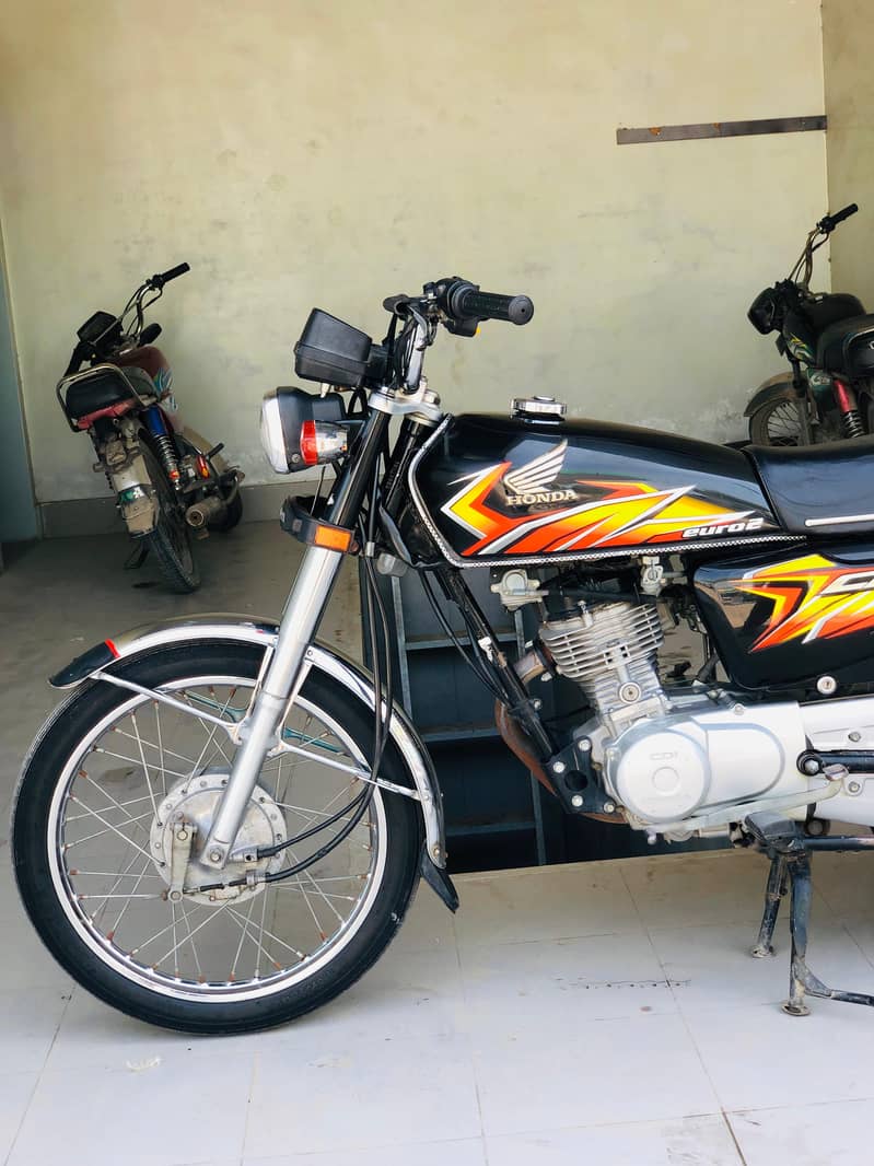 Honda CG 125 2021 8