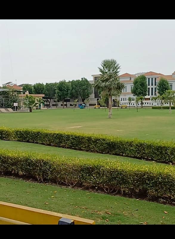 Beautiful 10 Marla Facing Park Plot For Sale In Bahria Town Lahore 7