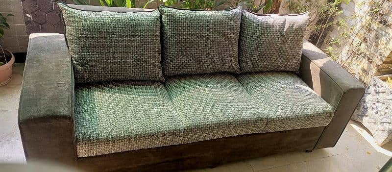 7 seater sofa for sale with 7 cushion foam ok kahe se kharb ni hai 6