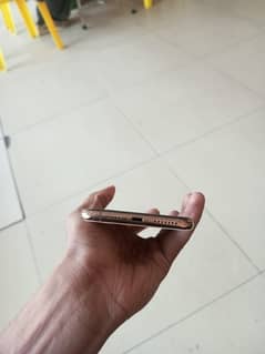 IPhone 11Pro Max gold color 256 GB