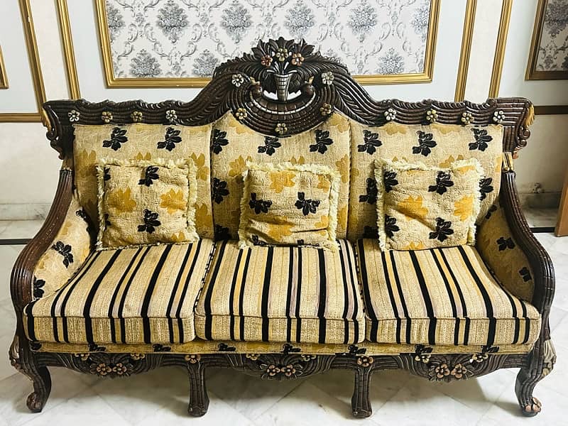 8 seater sofa chiniot set 1