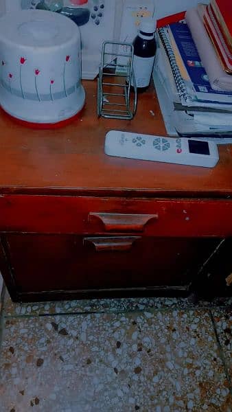 Dressing Table And Side Table 1