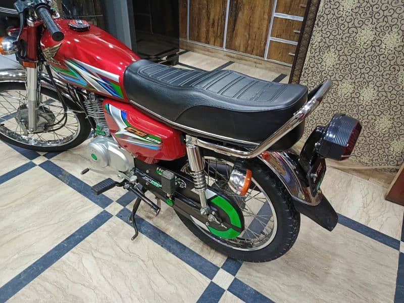 Honda 125CC 2023 5