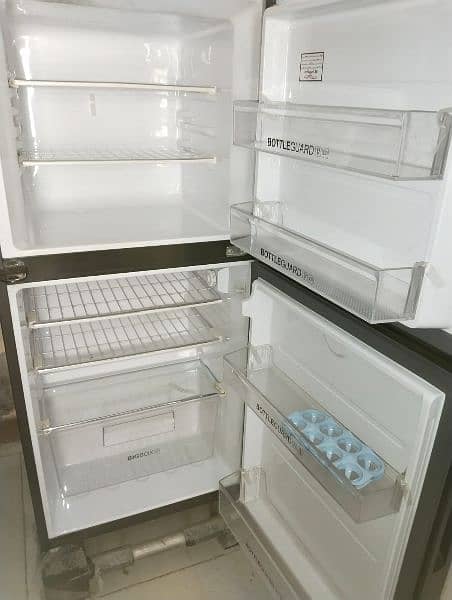 Haier 216 model fridge totally guanine only 3 month us No+923014525103 3