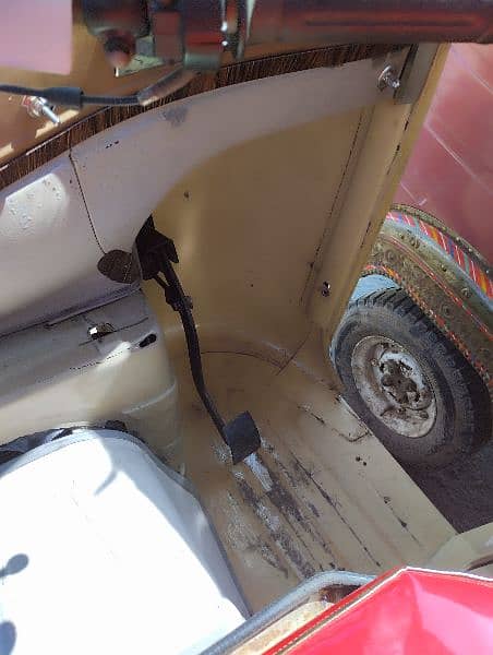 tuktuk 6