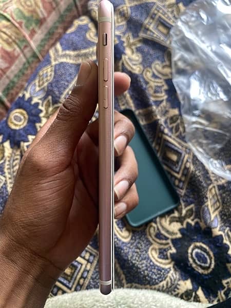 Apple Iphone 7 plus 128 Gb PTA approved 5