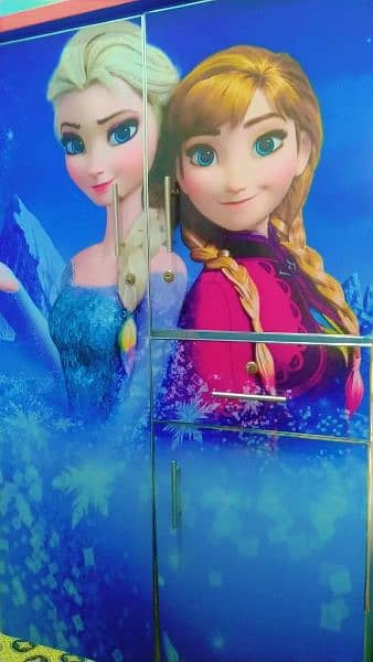 bed,sofa,safe (Elsa and ana ) Kids room items 4