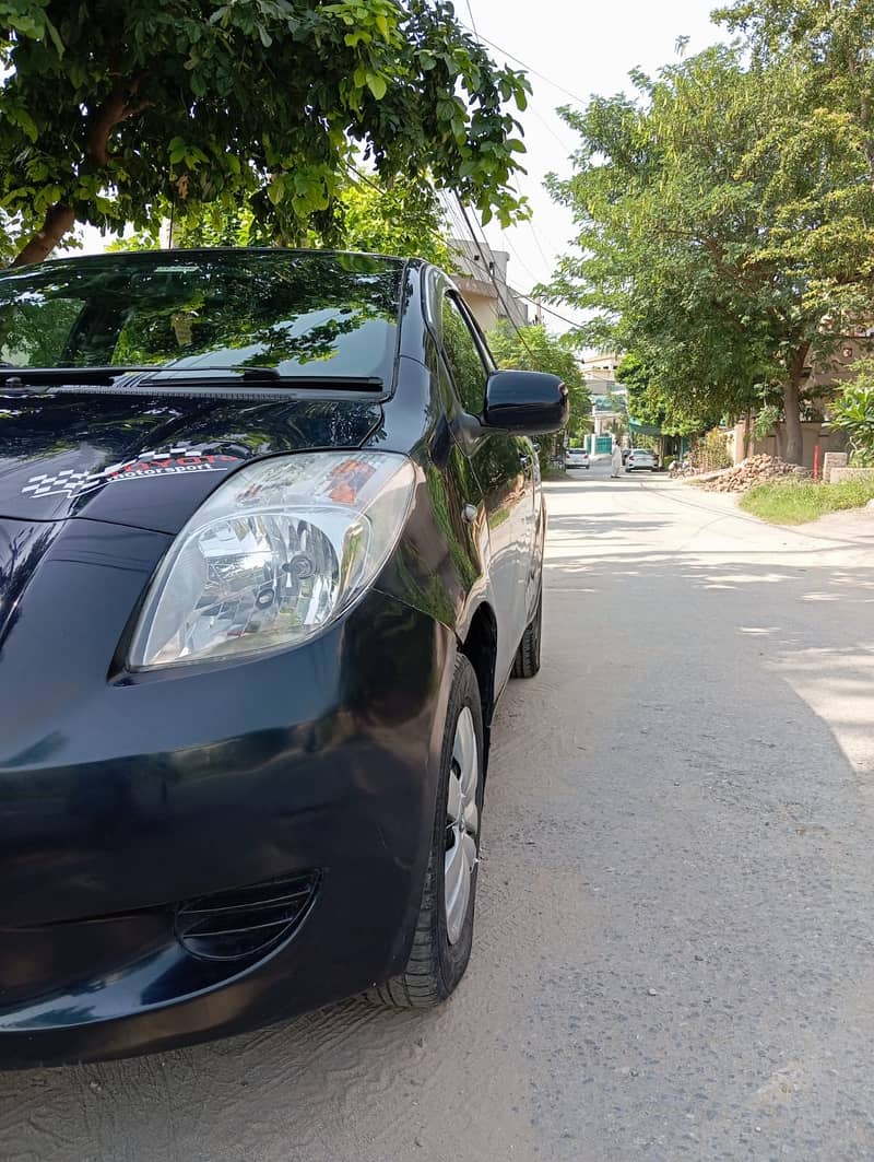 Toyota Vitz 2005 F 1.0 for sale 2