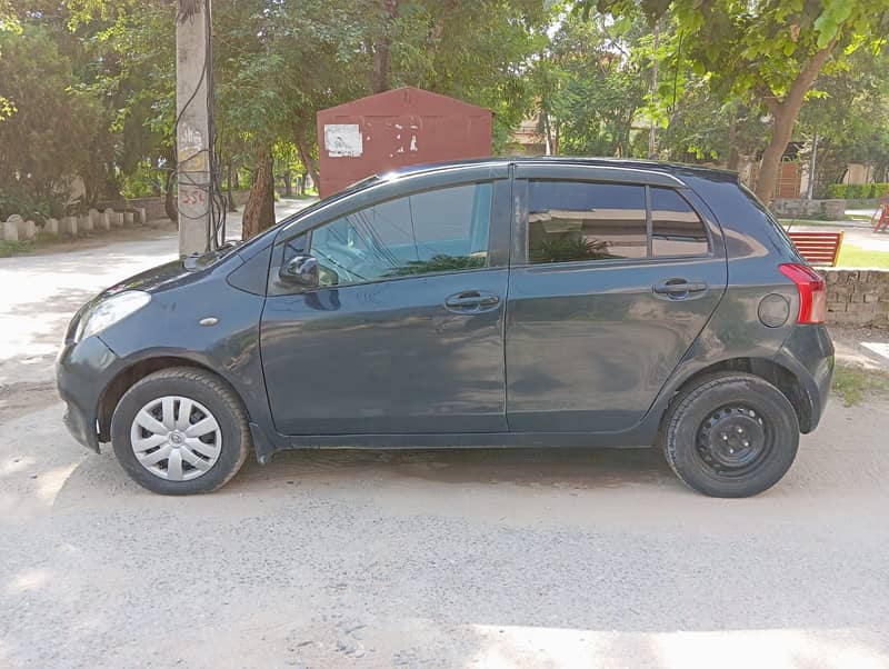 Toyota Vitz 2005 F 1.0 for sale 3