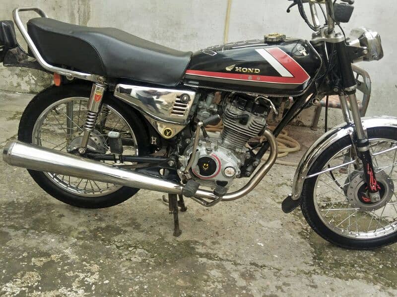 Honda 125 Good condition 2