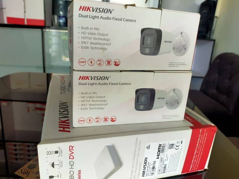 2 camara HIKVISION 1 DVR HIKVISION 4