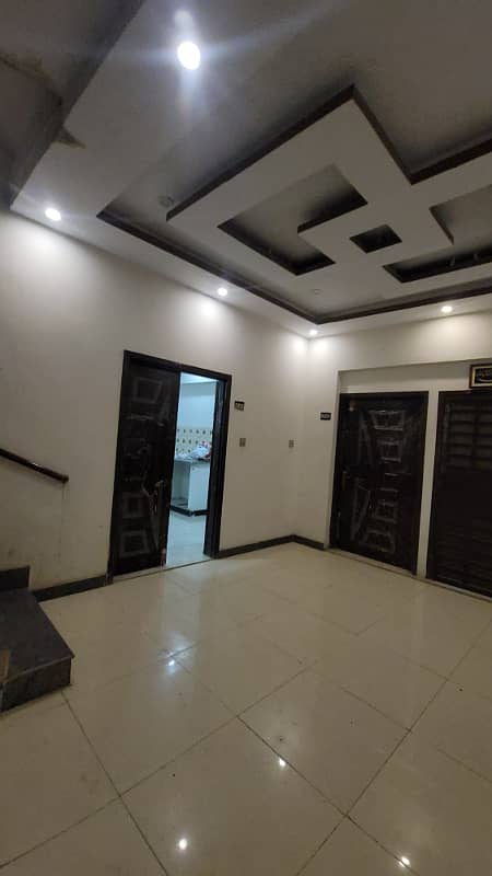 3bed lounge 3rd floor sachal goth near dow hospital 1