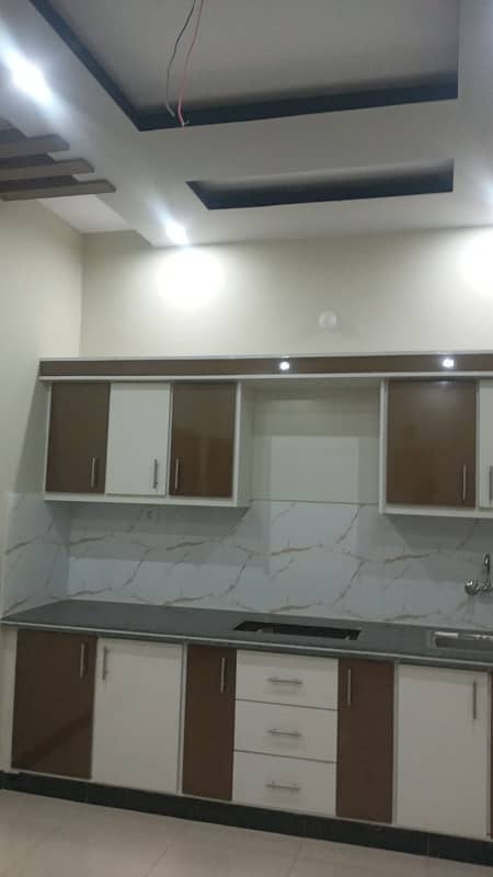 3bed lounge 3rd floor sachal goth near dow hospital 4