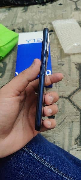 Vivo Y12s 1