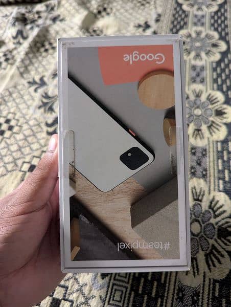 Google Pixel 4XL with original box 3