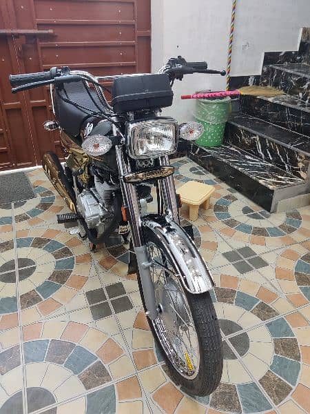 Honda CG 125 Gold Edition 19