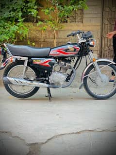 Honda 125, 24 Model Black Color For sale